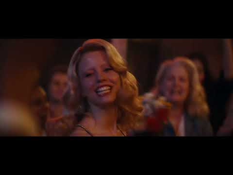 MaXXXine trailer