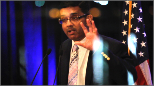  Dinesh D’Souza speaking to students in Hawaii