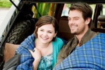 Ginnifer Goodwin stars as Aunt Bea and Josh Duhamel stars as Uncle Hobart in "Ramona and Beezus". 15329 photo