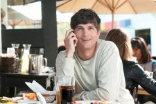 Ashton Kutcher movie image 36482