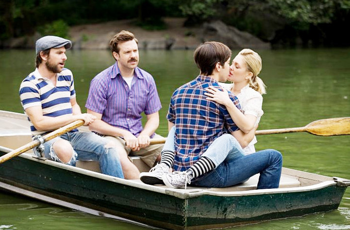  Charlie Day, Jason Sudeikis, Justin Long and Drew Barrymore in Warner Bros. Pictures' "Going the Distance".
