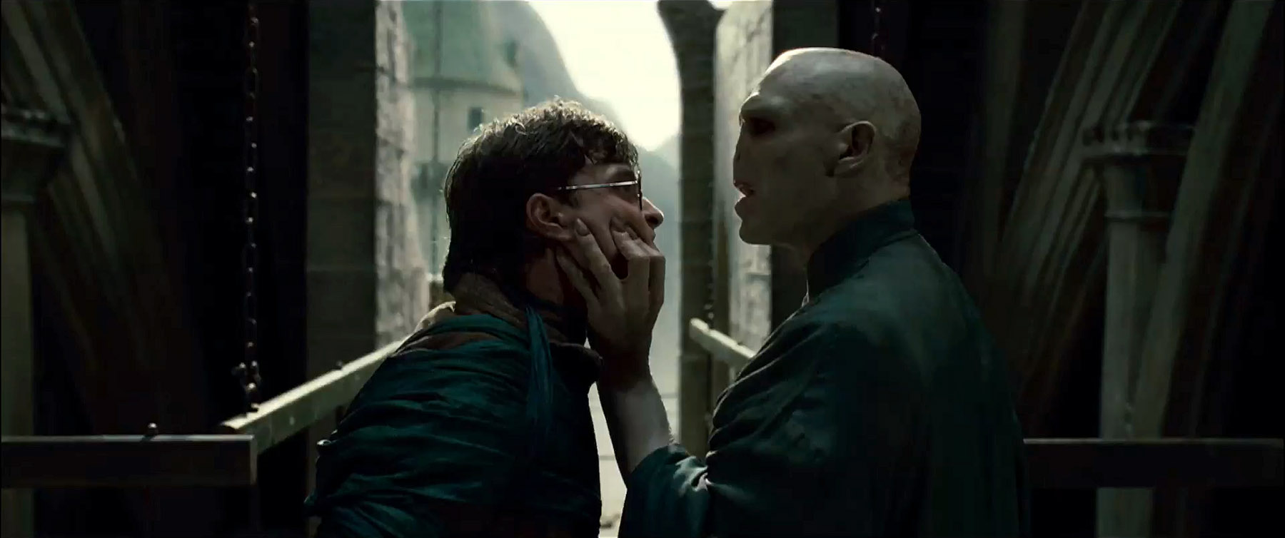  Daniel Radcliffe as Harry Potter and Ralph Fiennes as Lord Voldemort in Warner Bros. Pictures' fantasy adventure "Harry Potter and the Deathly Hallows: Part I". 