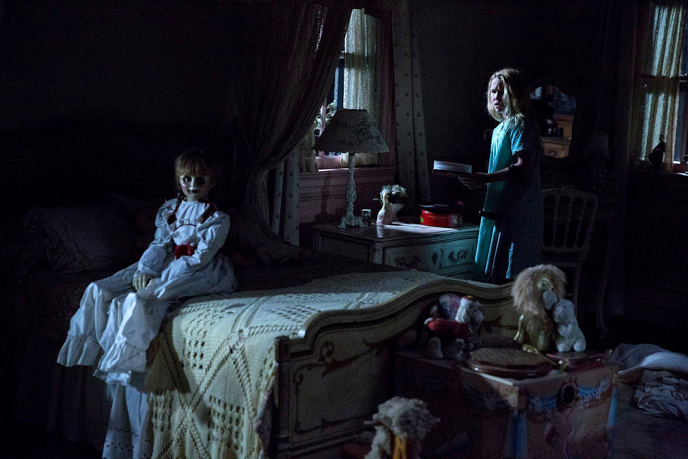  The Annabelle doll and TALITHA BATEMAN as Janice in New Line Cinema&rsquo;s supernatural thriller Annabelle 2, a Warner Bros. Pictures release. 