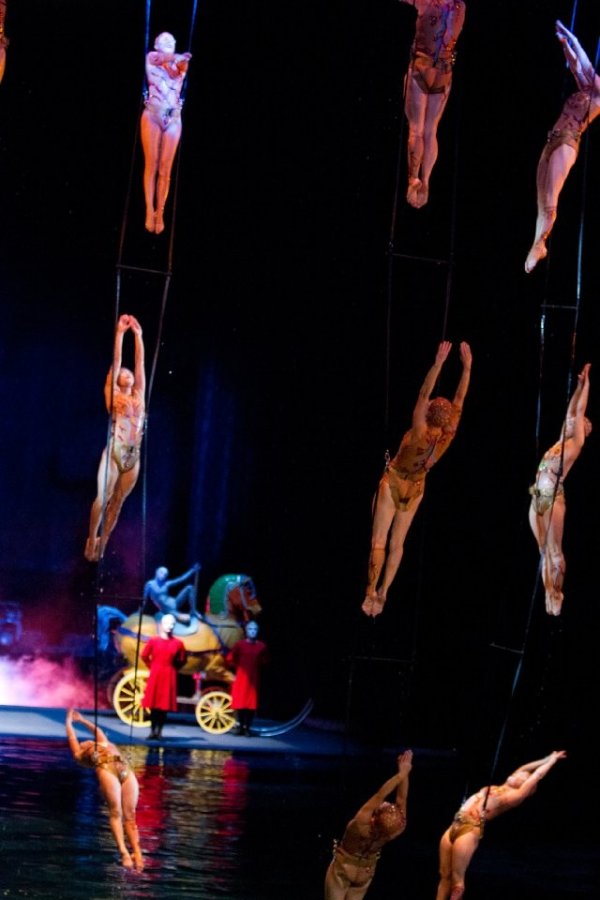 Cirque du Soleil: Worlds Away (2012) movie photo - id 114220