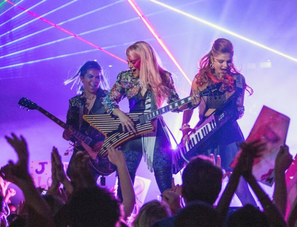 Jem and the Holograms (2015) movie photo - id 203756