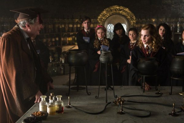 Harry Potter and the Half-Blood Prince (2009) movie photo - id 2453