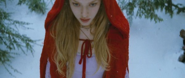 Red Riding Hood (2011) movie photo - id 33514