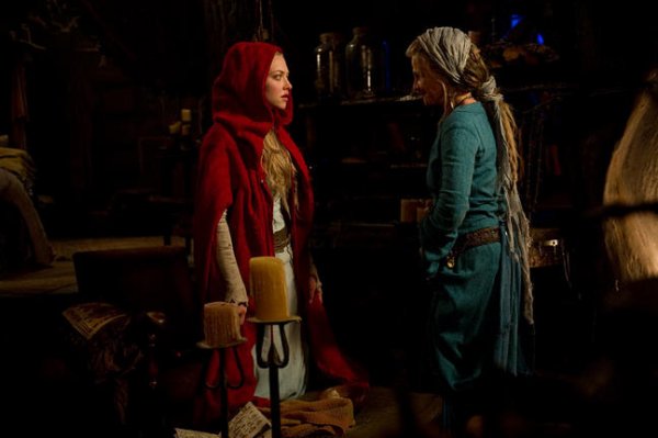 Red Riding Hood (2011) movie photo - id 41326