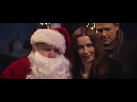 watch Christmas vs. The Walters Official Trailer