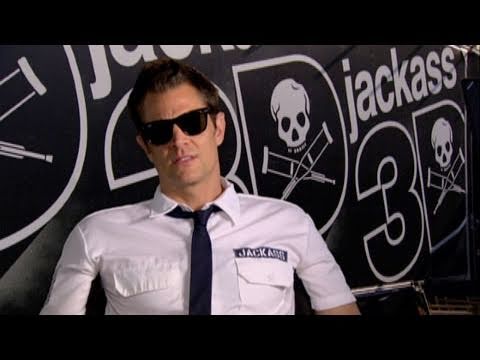 watch Jackass 3D Cast Interview