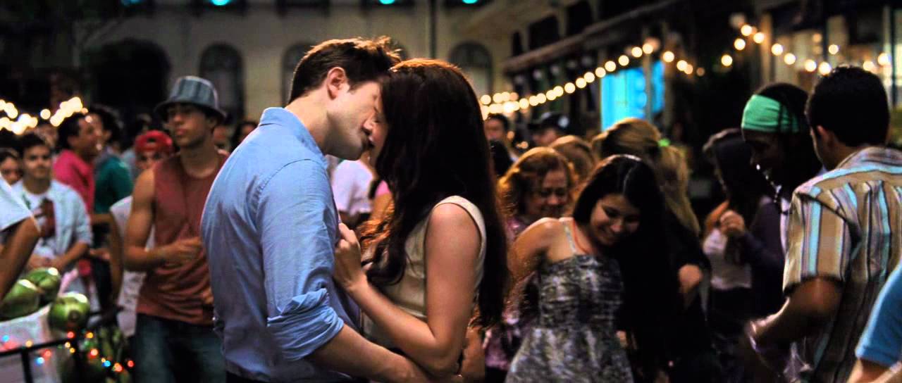 watch The Twilight Saga: Breaking Dawn Part 1 Theatrical Trailer #1