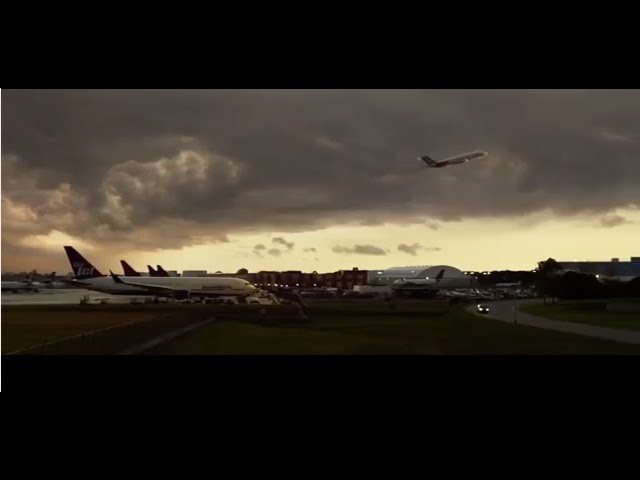 watch Flight Theatrical Trailer #1