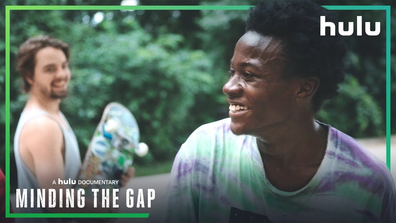 watch Minding the Gap Theatrical Trailer