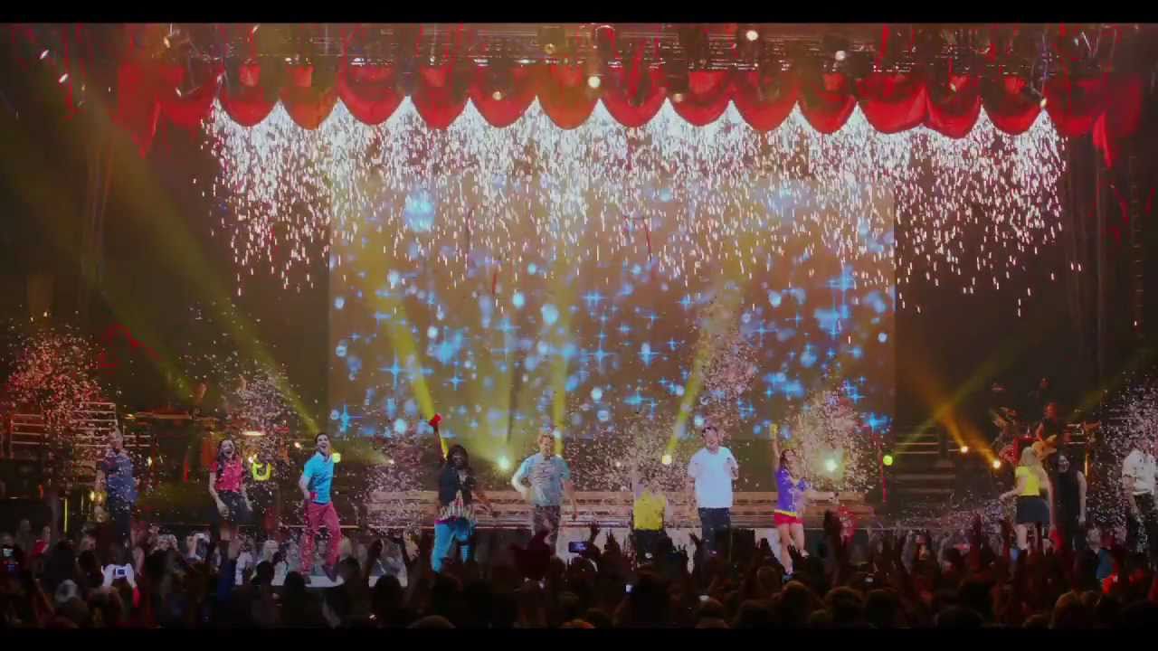 watch Glee: The 3D Concert Movie Theatrical Trailer