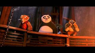 Featurette: 'Kung Fu Family'