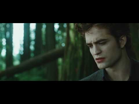 watch The Twilight Saga: New Moon Theatrical Trailer